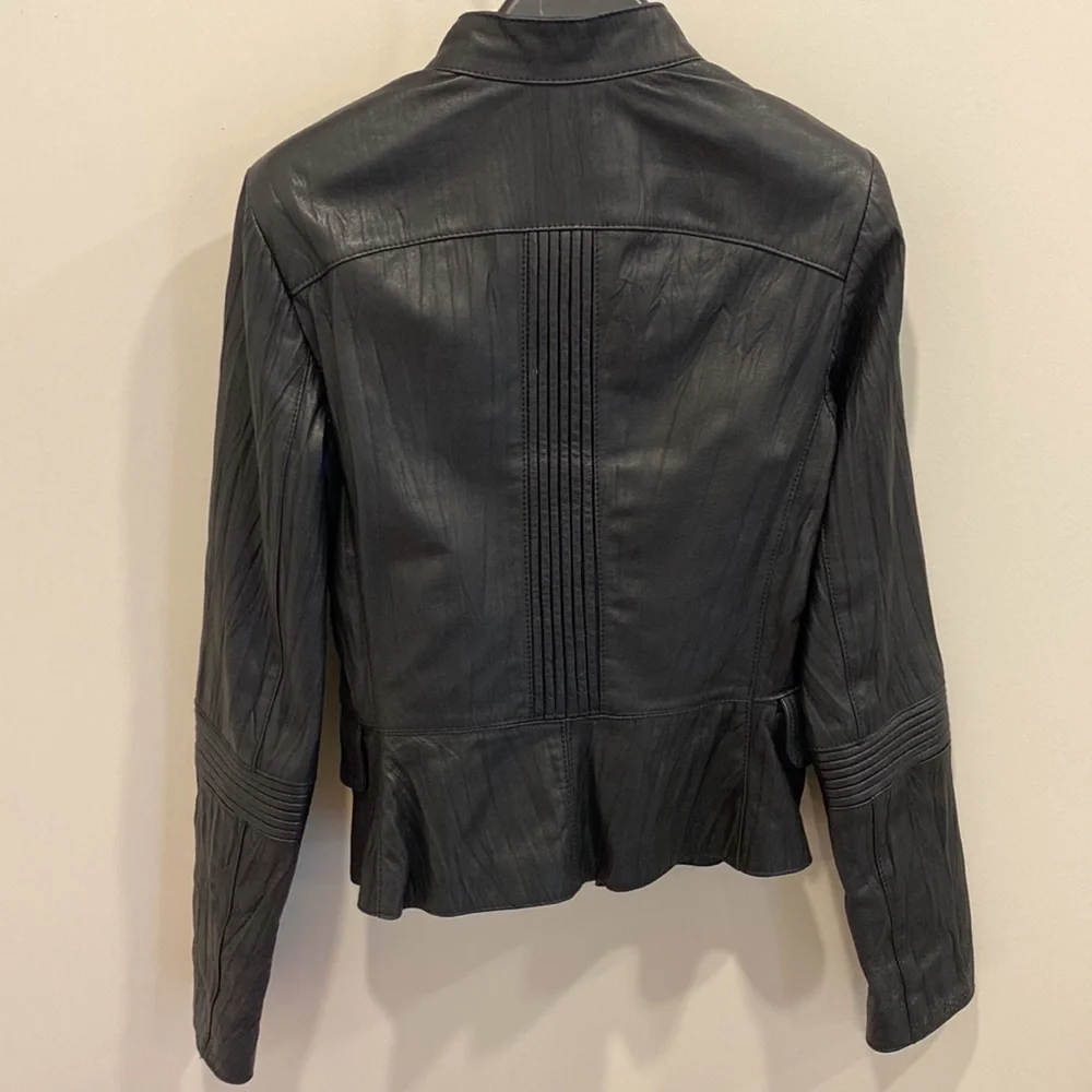 Danier distressed cropped leather jacket - Picture 4 of 4